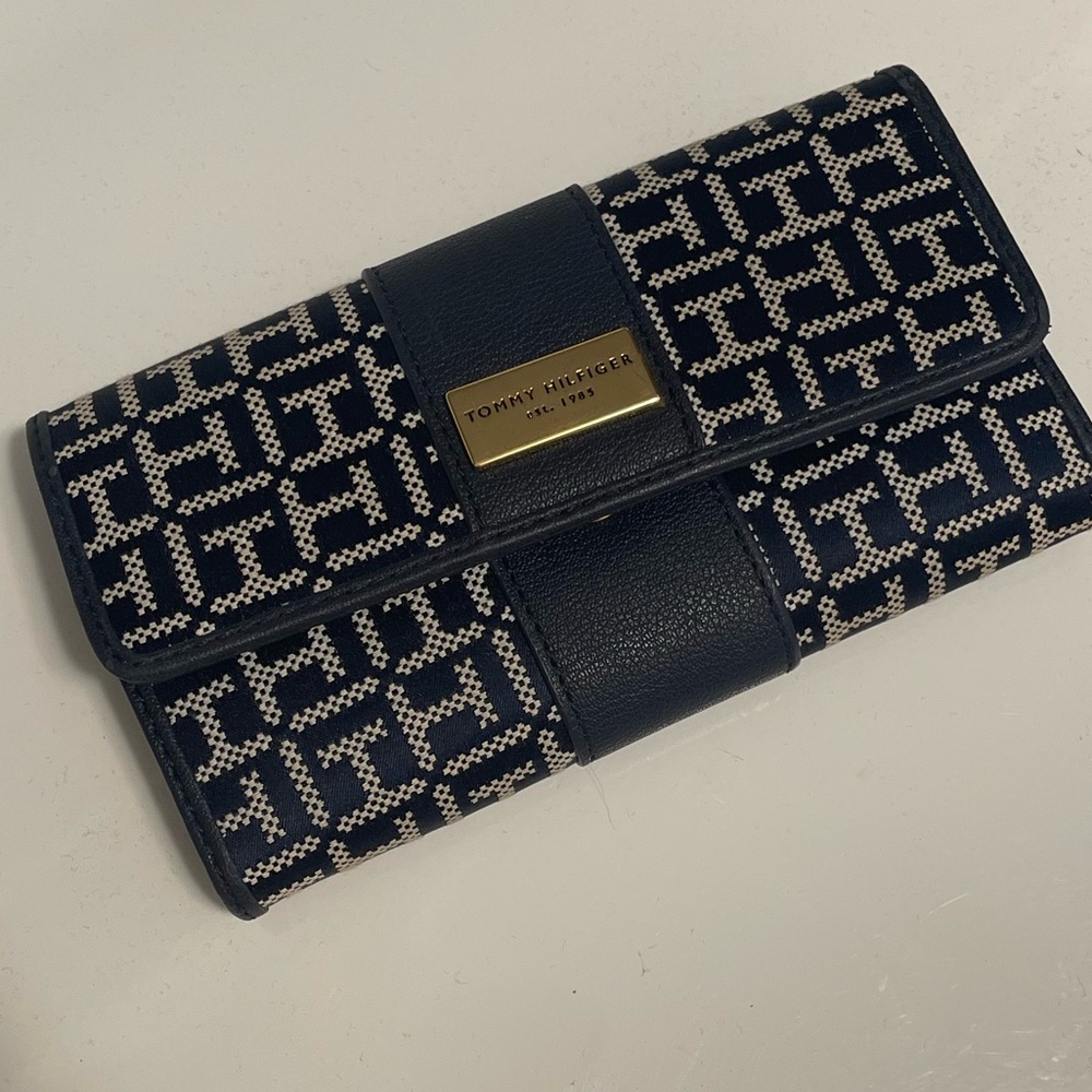 Tommy Hilfiger Wallet